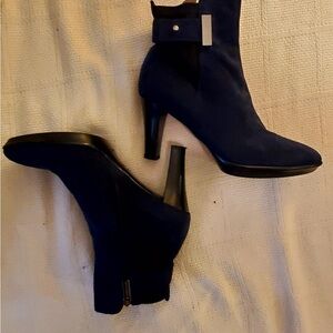 Elegant Blue Women's Ankle Boots